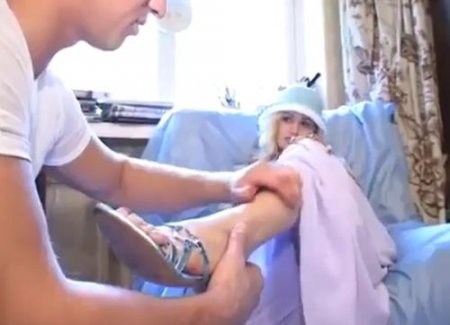 Пиздолиз психолог на приёме лижет красивой русской даме в шляпке Пиздолиз психолог на приёме лижет красивой русской даме в шляпке