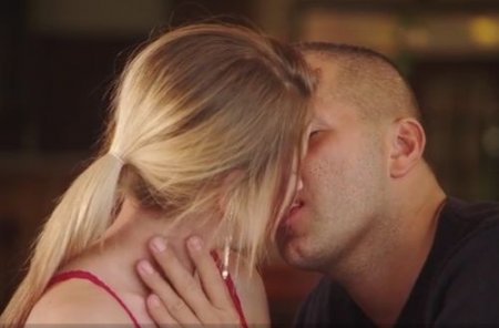 Дефлорация сделала из рыжей девственницы полноценную женщину