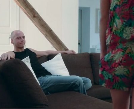 Анальная целка студентка готова принять член в девственную попку