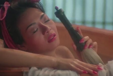 Эротический секс эпизод изнасилования азиатки под водой в фильме Эротический секс эпизод изнасилования азиатки под водой в фильме