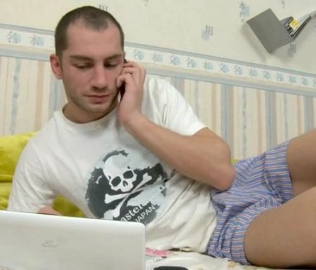 Искал себе подругу на вечер и нашёл девку для секса в Интернете Искал себе подругу на вечер и нашёл девку для секса в Интернете