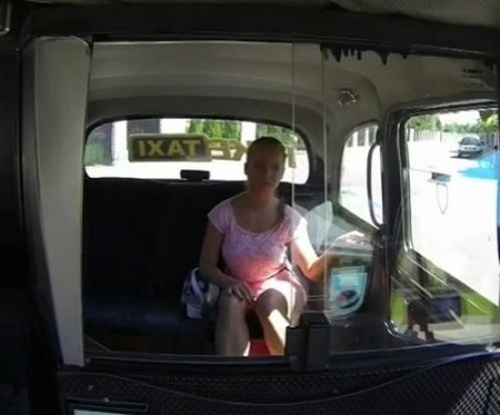 Поездка в фейк такси дорого обошлась конченной пизде пассажирки