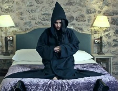 Культ анала: анальное удовольствие девушки из религиозной секты