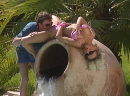 Решающий мяч во влажную щелку молодых немецких теннисисток