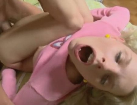 Растянутые жопы и киски тугих русских студенток - rus-порно фильм