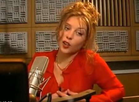 Двойной секс рыжей ведущей радио за кулисами радиоэфира