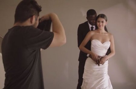 Красивая баба замужем за негром потому что любит его мощный черный хуй